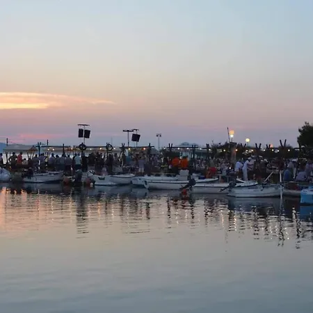 Luxury With Sea Wiew, Next To The Lejlighed