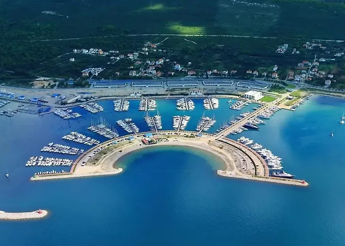 Luxury With Sea Wiew, Next To The 公寓 Sukošan