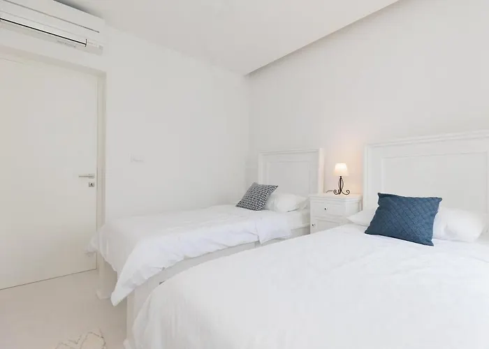 Luxury With Sea Wiew, Next To The 公寓 *
