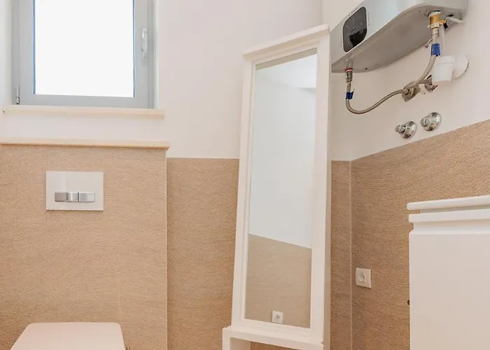 Luxury With Sea Wiew, Next To The 公寓 *