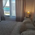 Luxury With Sea Wiew, Next To The 公寓