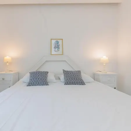 Apartment Luxury With Sea Wiew, Next To The