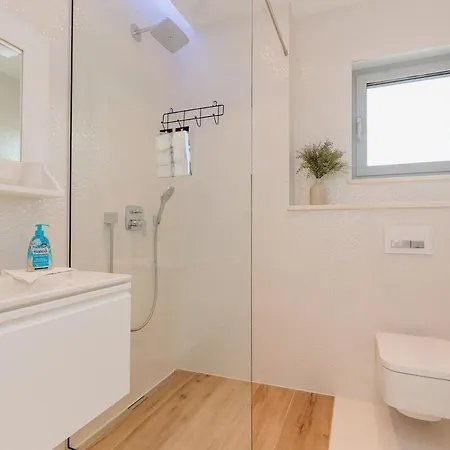 Appartement Luxury With Sea Wiew, Next To The *