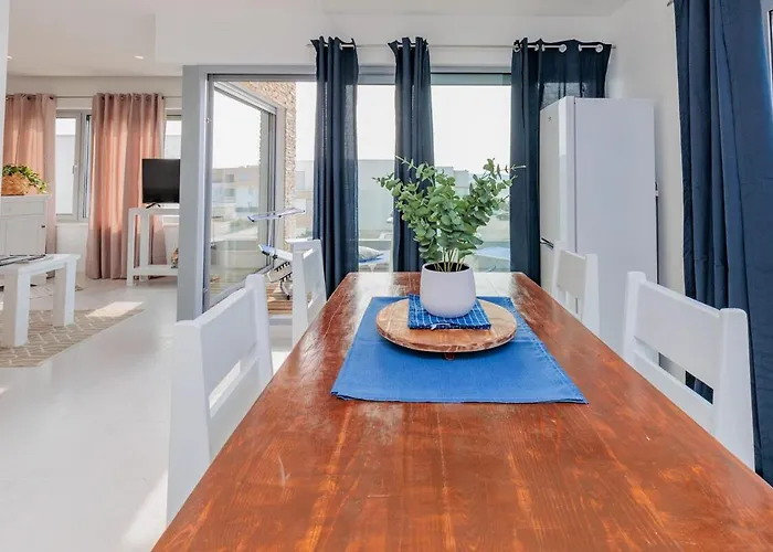 Luxury With Sea Wiew, Next To The